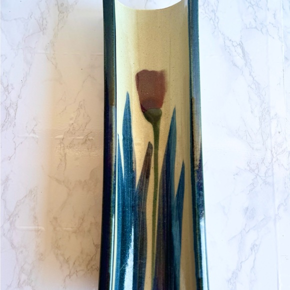 Unique Floral Long Pottery Dish - Picture 2 of 7